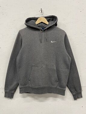 Nike Sportswear Club Fleece Embroidered Pullover Hoodie, M, Charcoal Heather